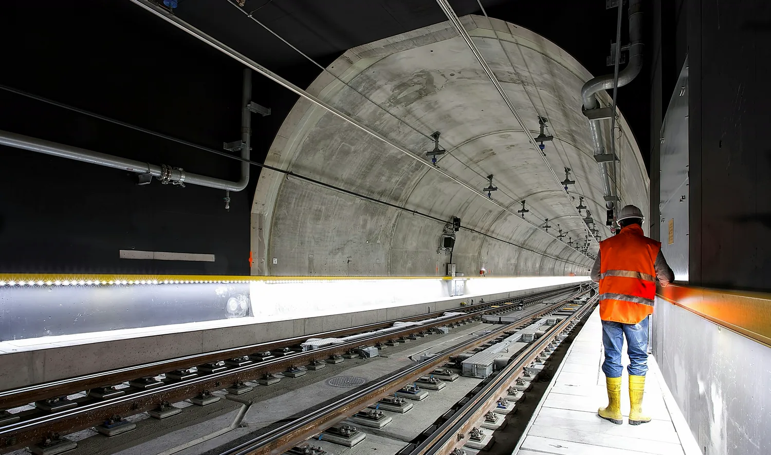 Rail track running through a finished tunnel bore